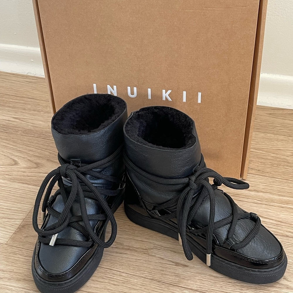 Inuikii Black Gloss Boots - Picture 3 of 8